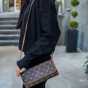 Louis Vuitton Florentine Pochette  crossbody(CA0022)
